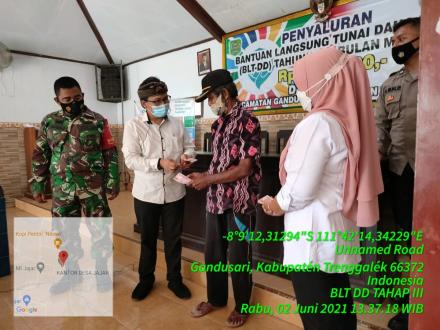 PENYALURAN BLT DANA DESA TAHAP 3 TAHUN 2021 DESA JAJAR